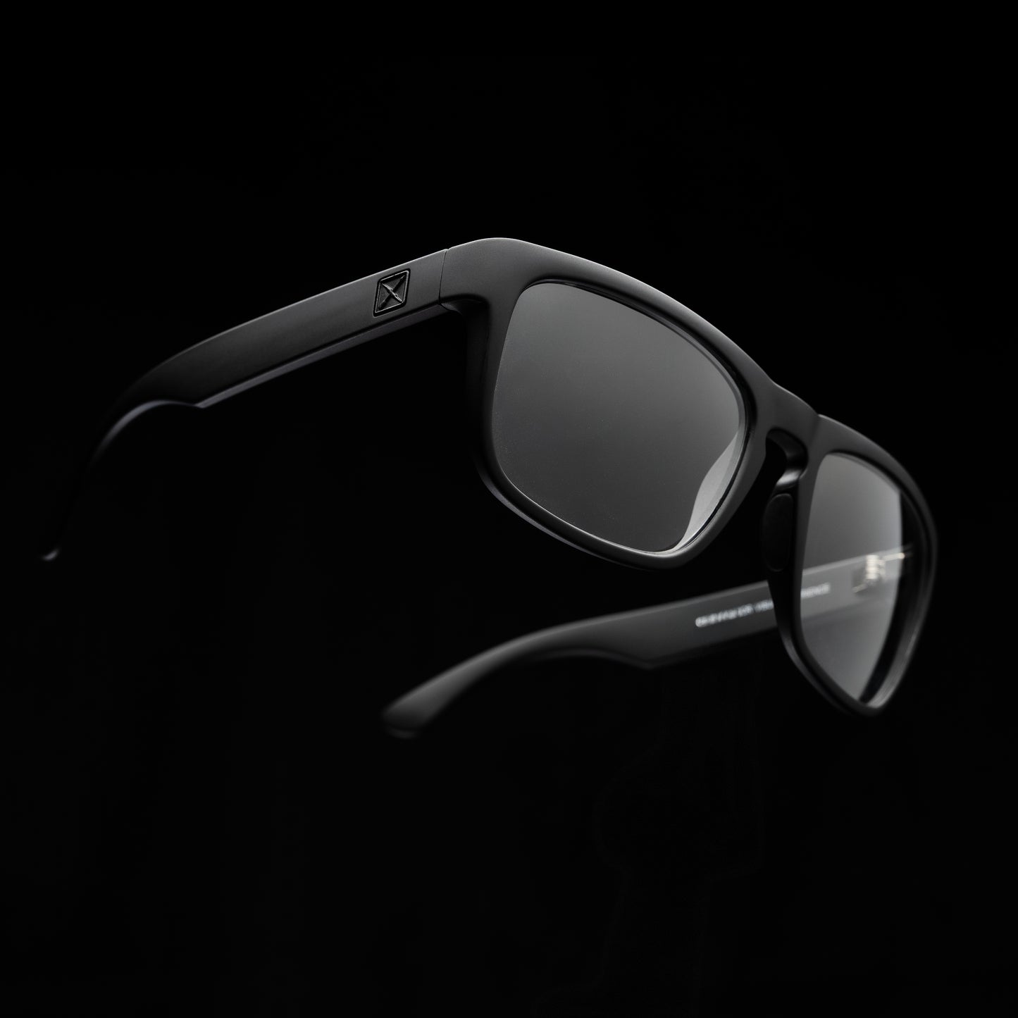 81's Lens Replacement Service