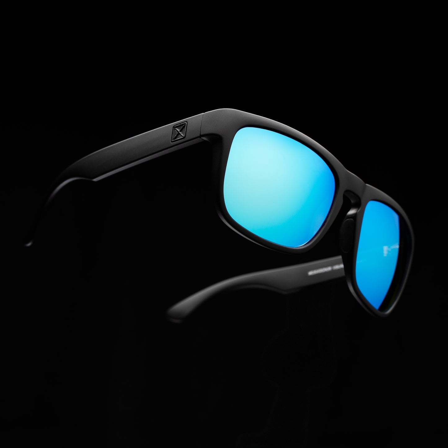 81's Lens Replacement Service