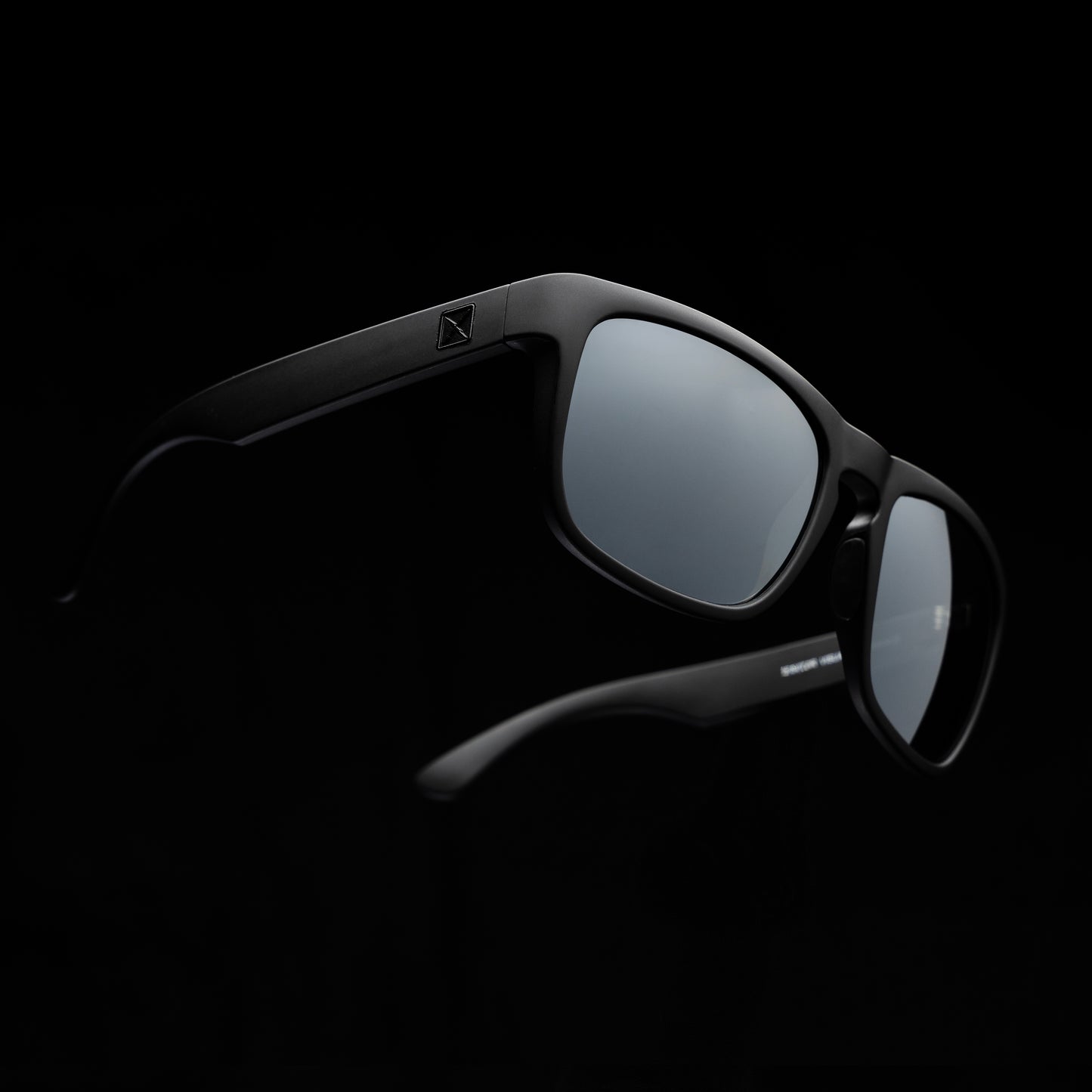 81's Lens Replacement Service